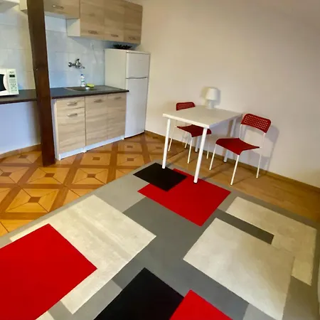 Kornlex Pokoje Goscinne Z Aneksem Kuchennym Warsaw Exterior photo