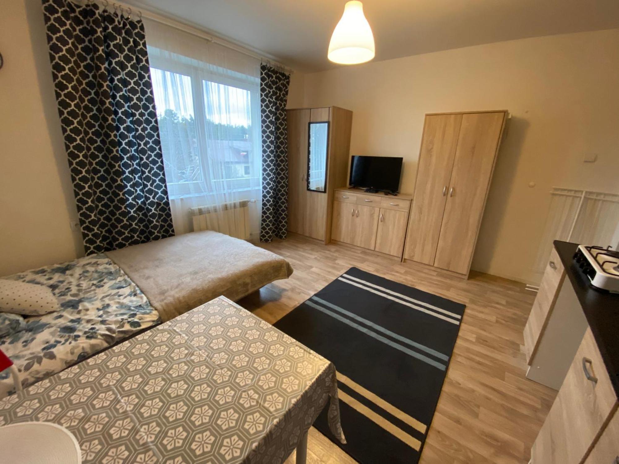 Homestay Kornlex Goscinne Z Aneksem Kuchennym Warsaw